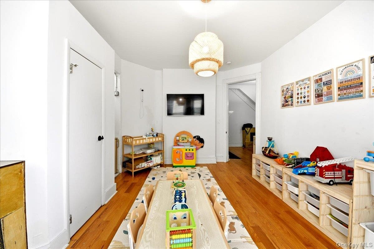 50 S 7th Avenue thumbnail 7