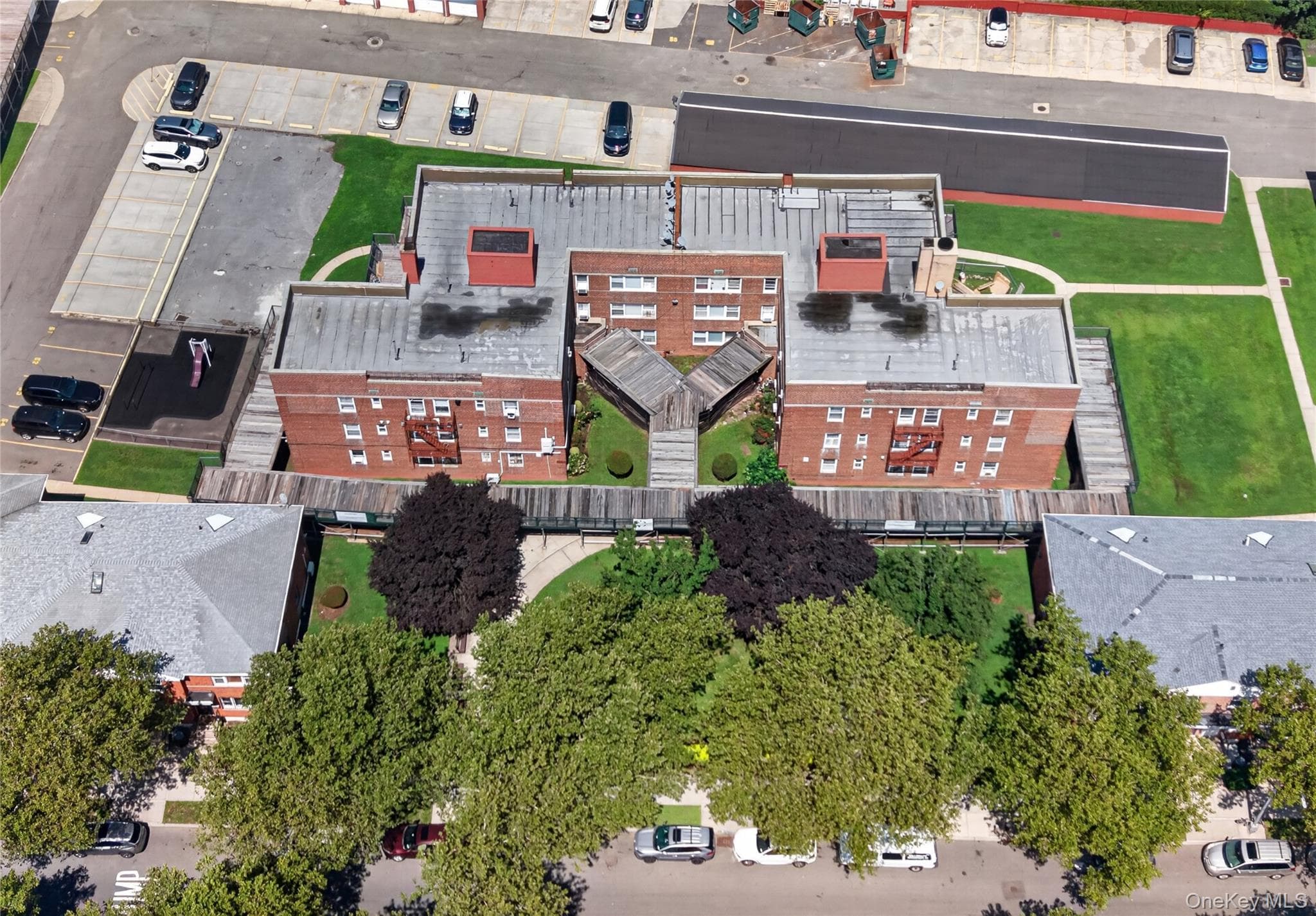 138-25 68th Drive Unit: 3D, Kew Garden Hills