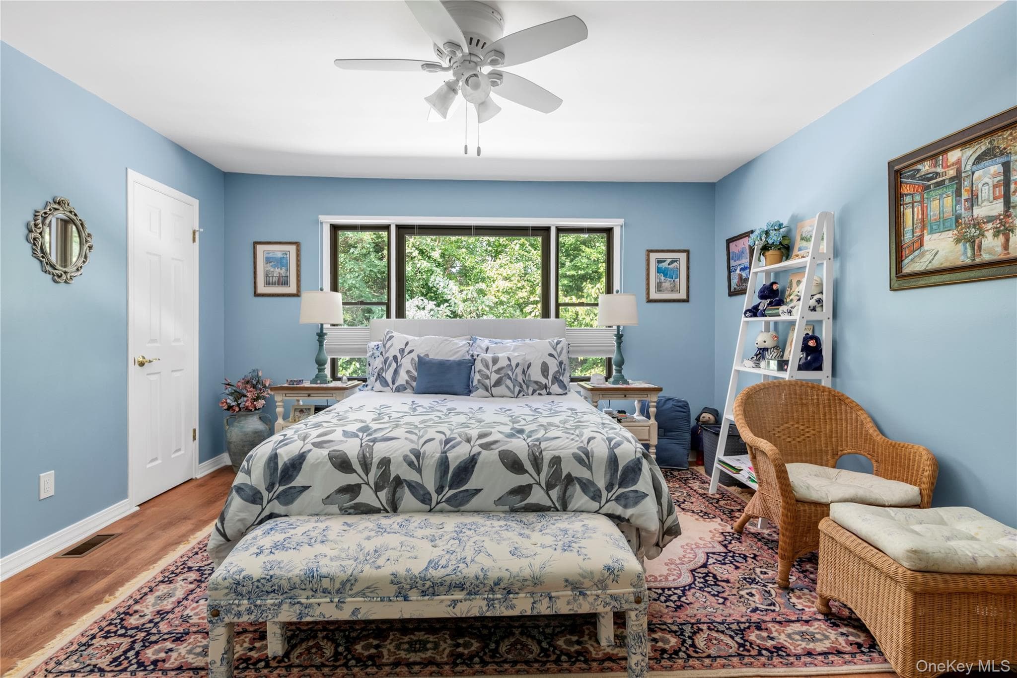 2189 Jerusalem Avenue thumbnail 11