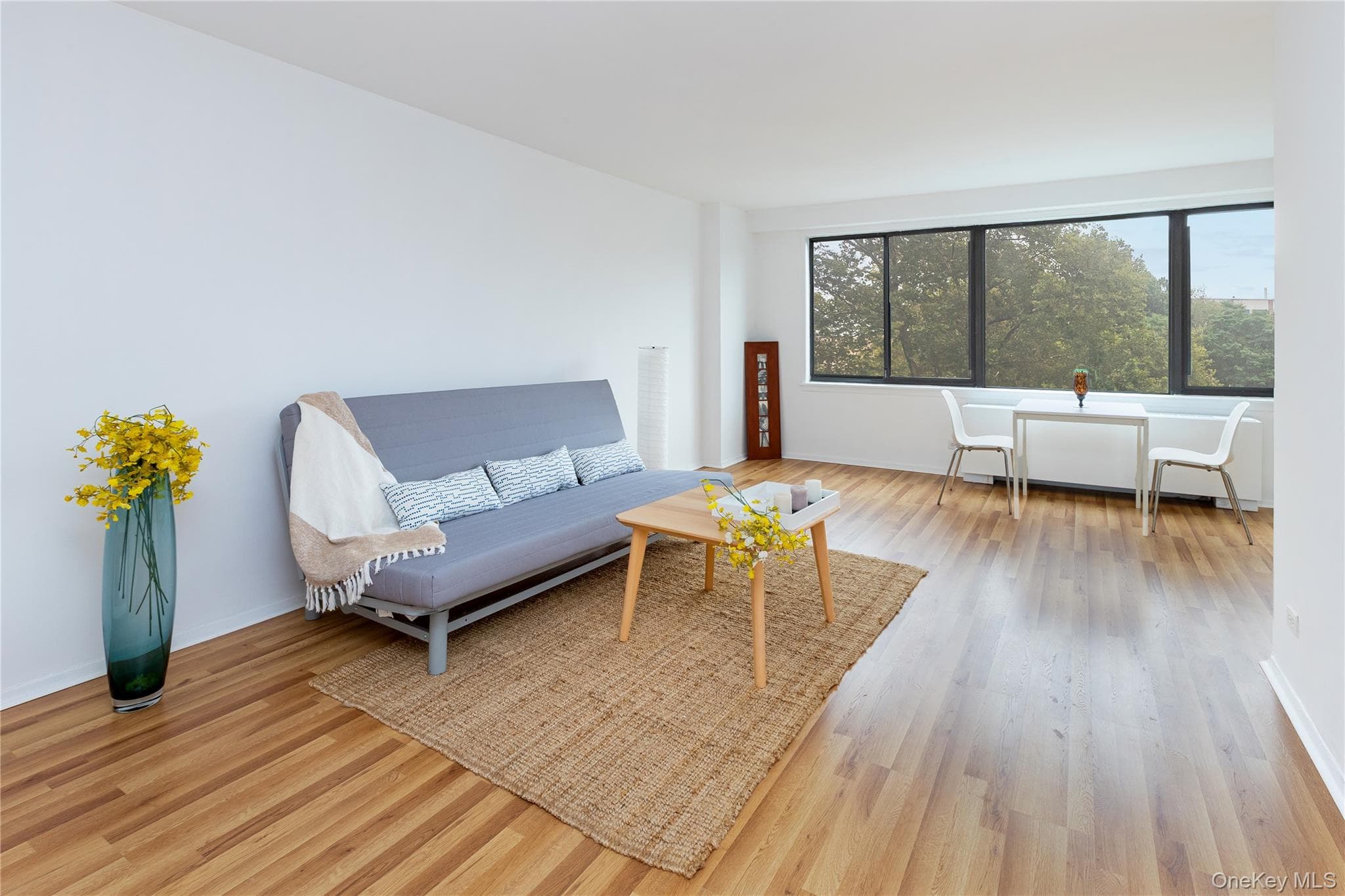 3671 Hudson Manor Terrace Unit: 4F thumbnail 2