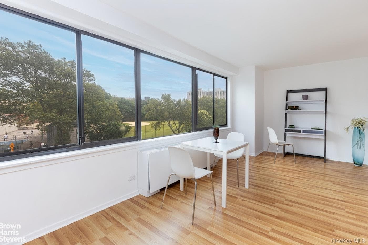 3671 Hudson Manor Terrace Unit: 4F thumbnail 5