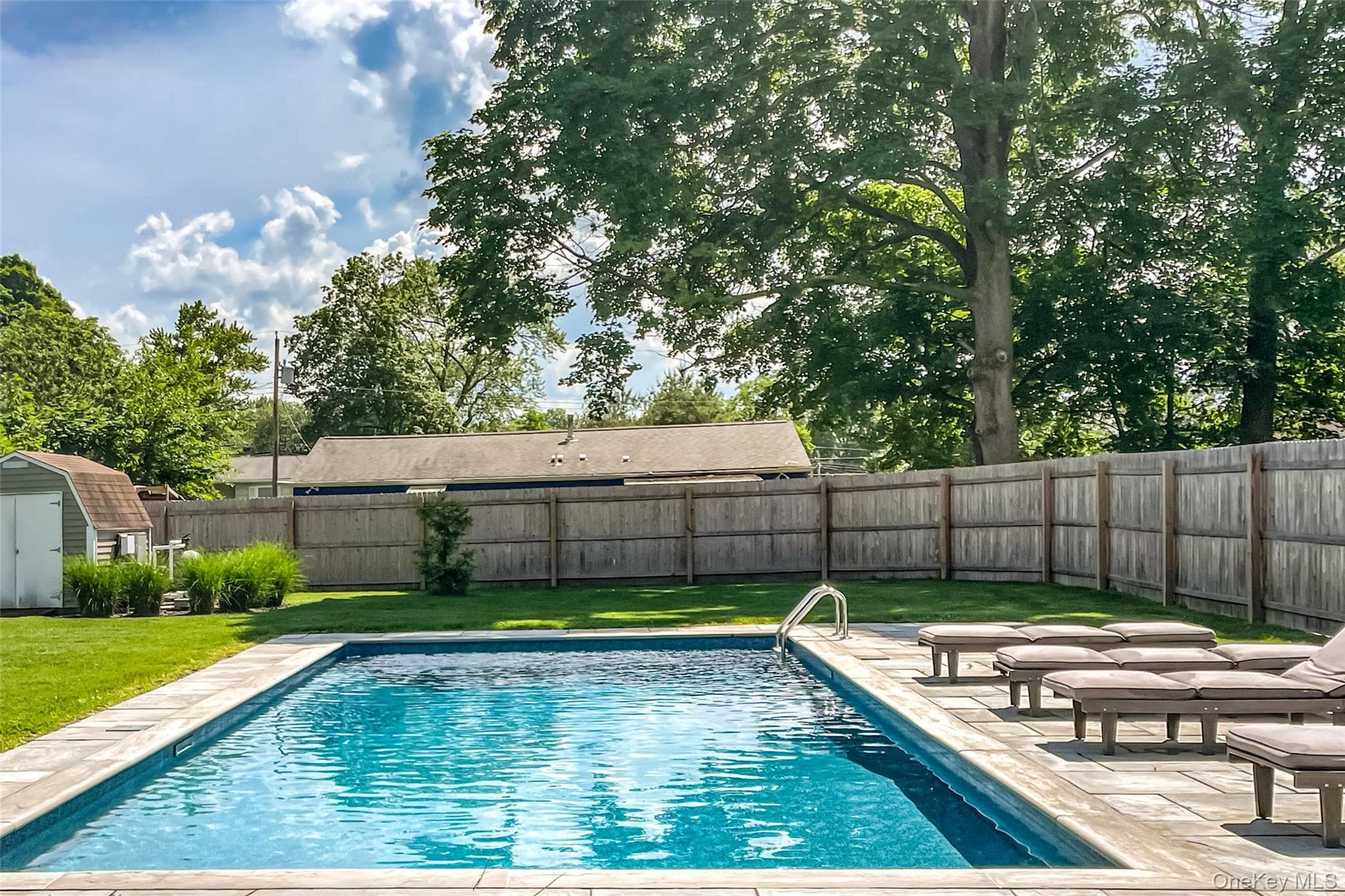 831 Wolcott Avenue thumbnail 42
