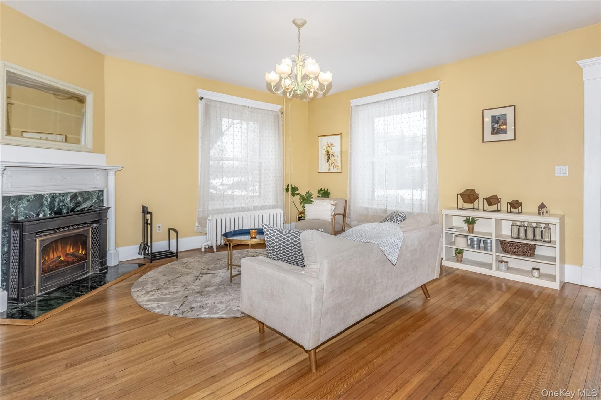 831 Wolcott Avenue thumbnail 13