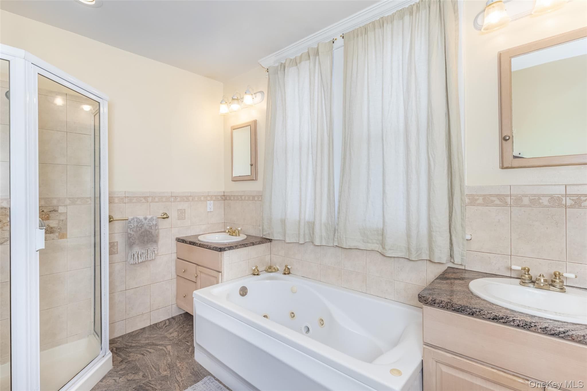 831 Wolcott Avenue thumbnail 33