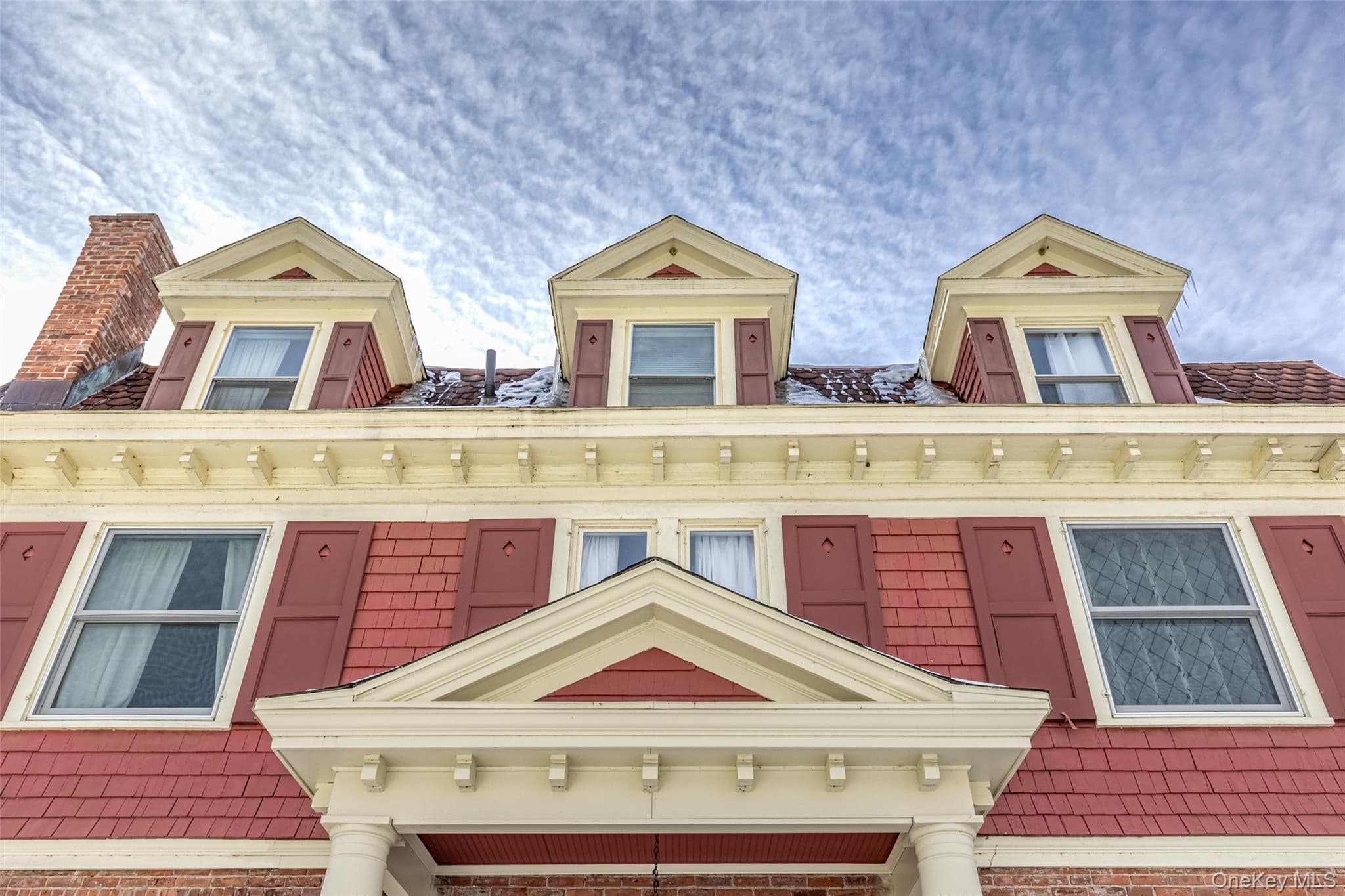 831 Wolcott Avenue thumbnail 6
