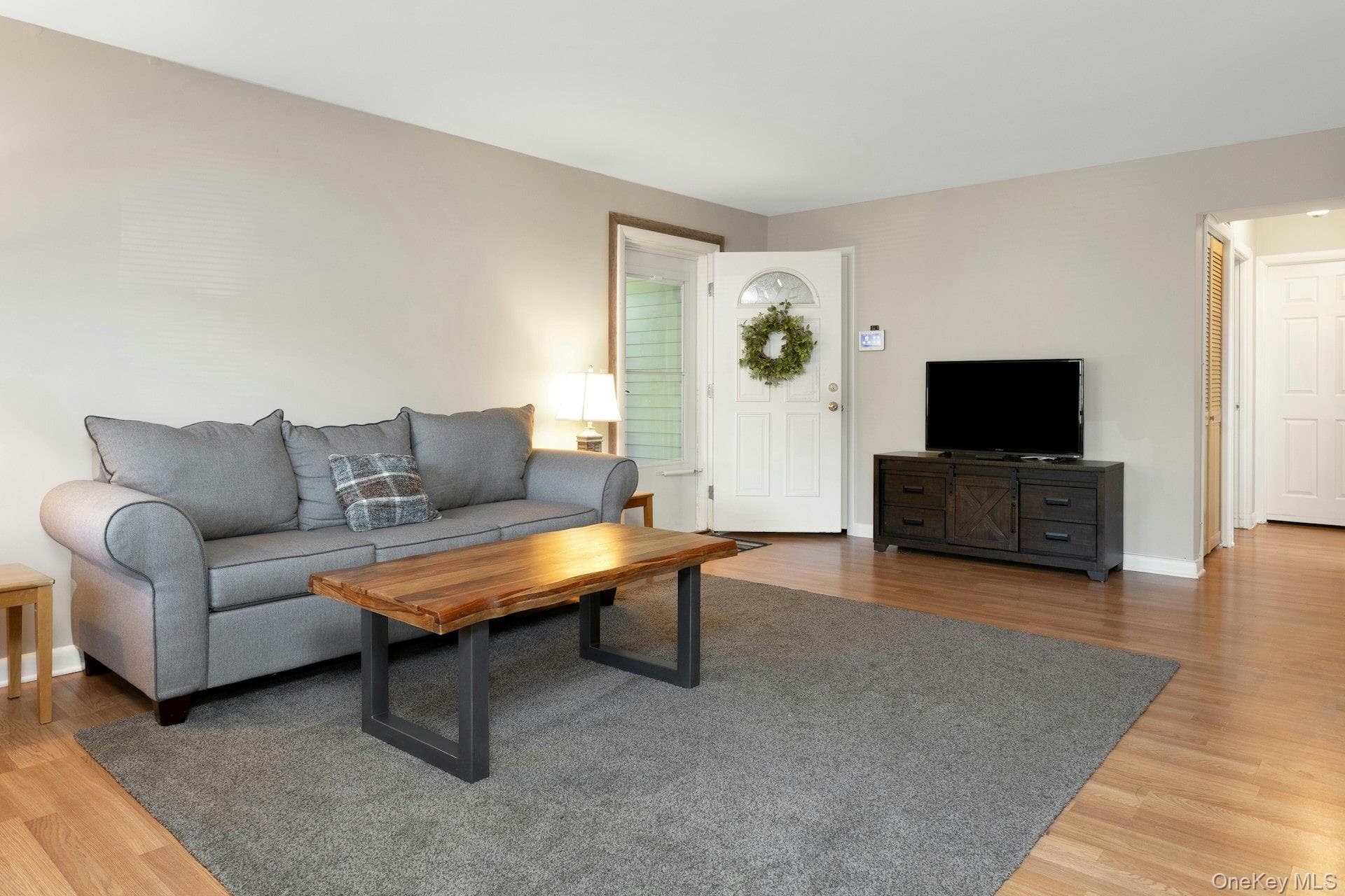34 Warwick Place Unit: B thumbnail 10