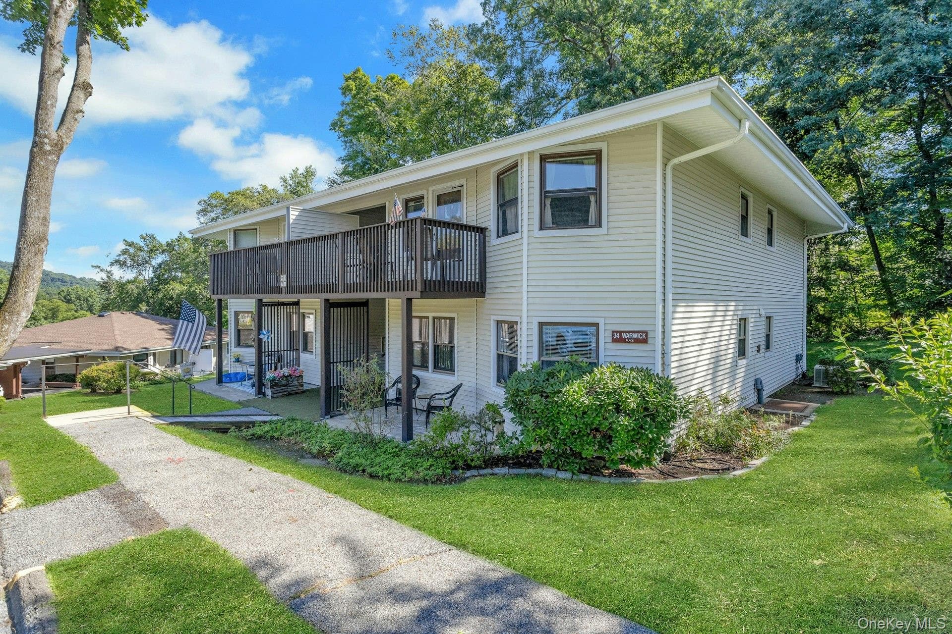 34 Warwick Place Unit: B, Yorktown Heights