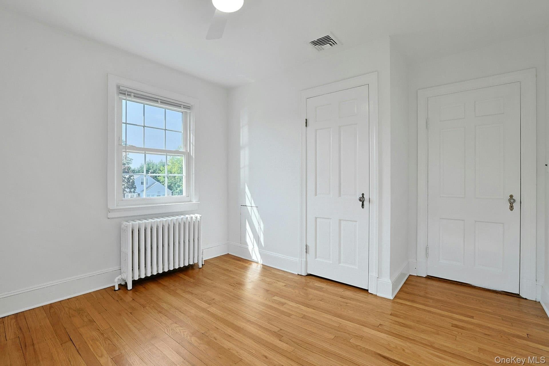 54 Bowman Avenue thumbnail 19
