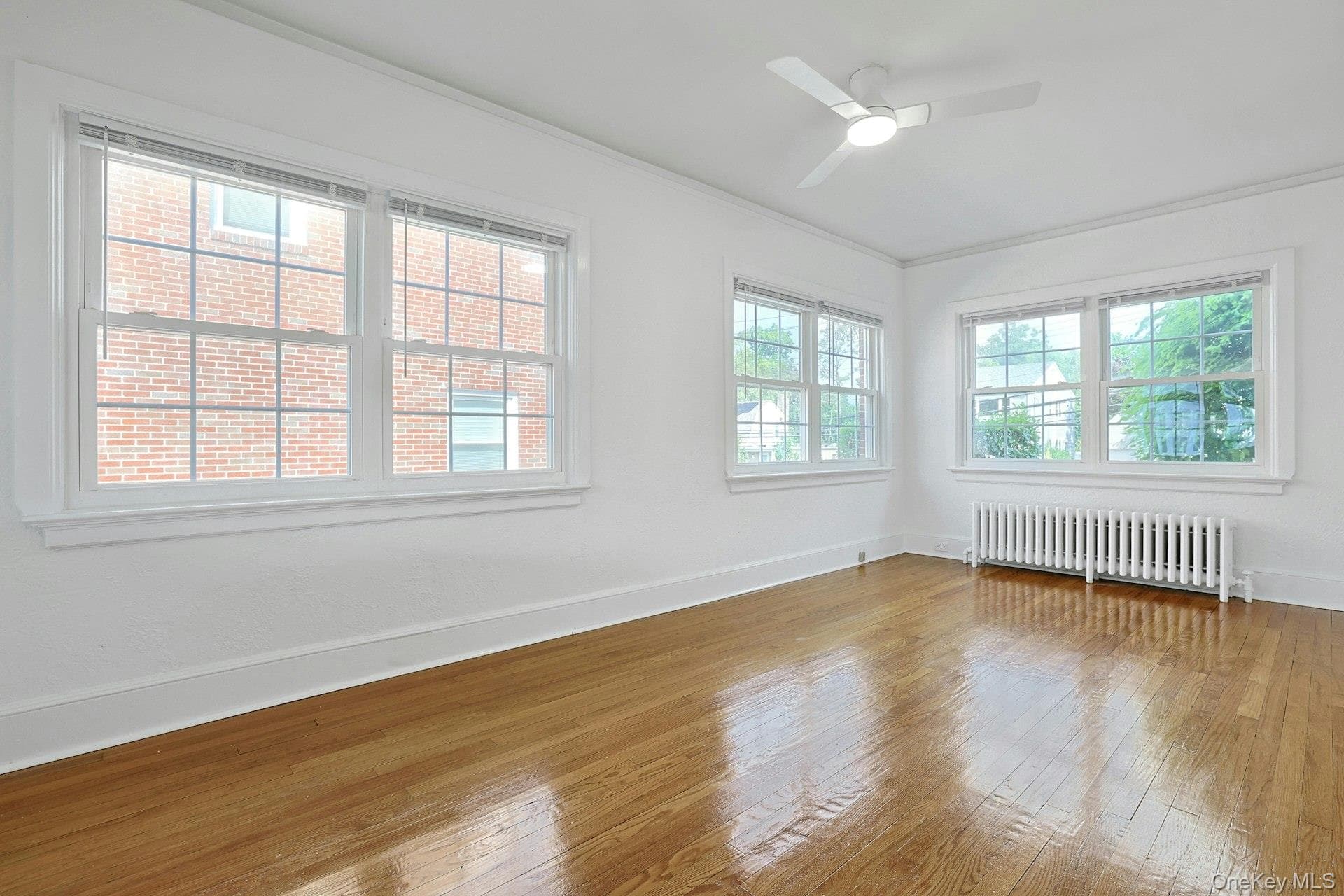 54 Bowman Avenue thumbnail 8