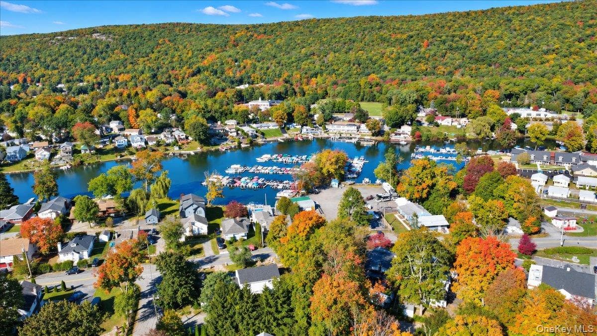 17 Lakelands Avenue thumbnail 34