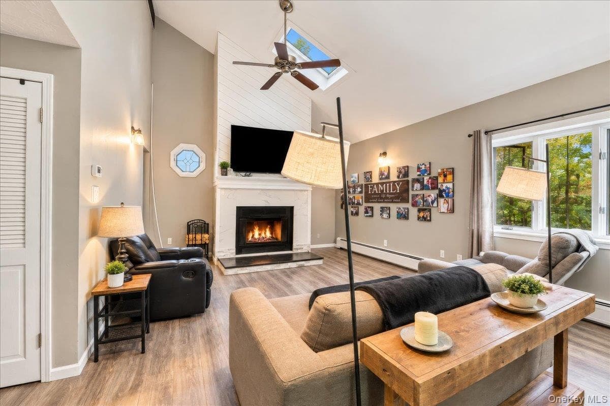 17 Lakelands Avenue thumbnail 9