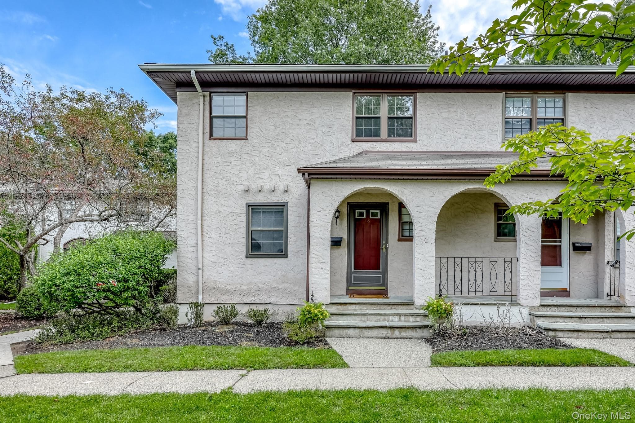 38 Somerset Drive, Suffern