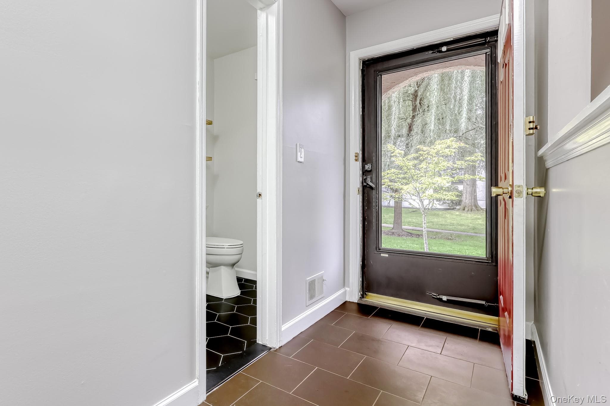 38 Somerset Drive thumbnail 3