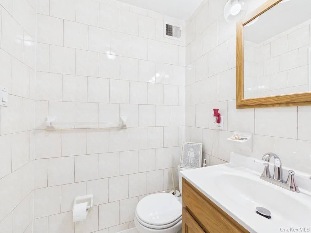 6515 Alderton Street Unit: 3F thumbnail 9