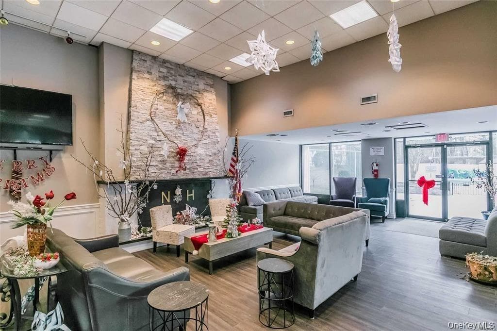 36 Richmond Boulevard Unit: 4A thumbnail 31