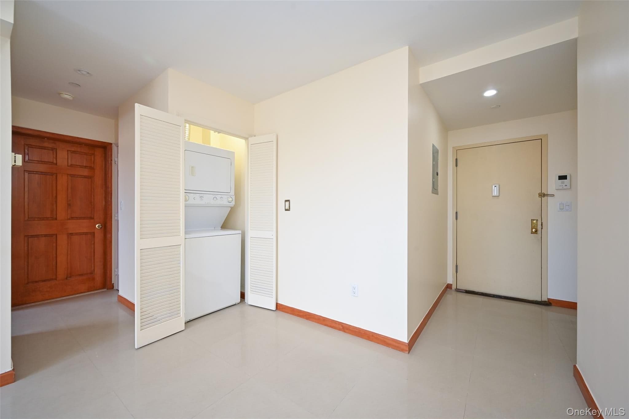 64-63 Austin Street St Unit: #6c thumbnail 9