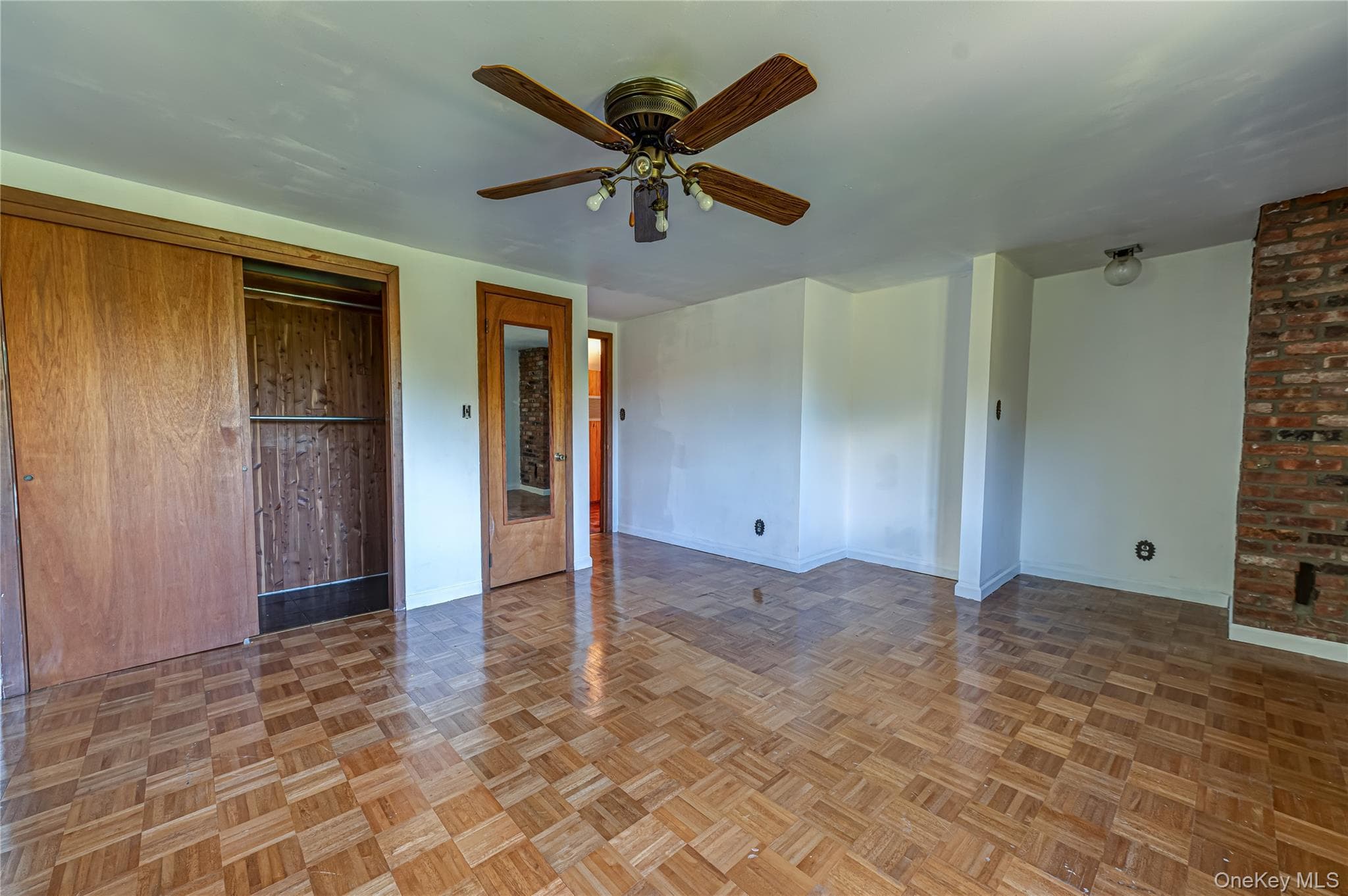 54 Greenhills Road thumbnail 14