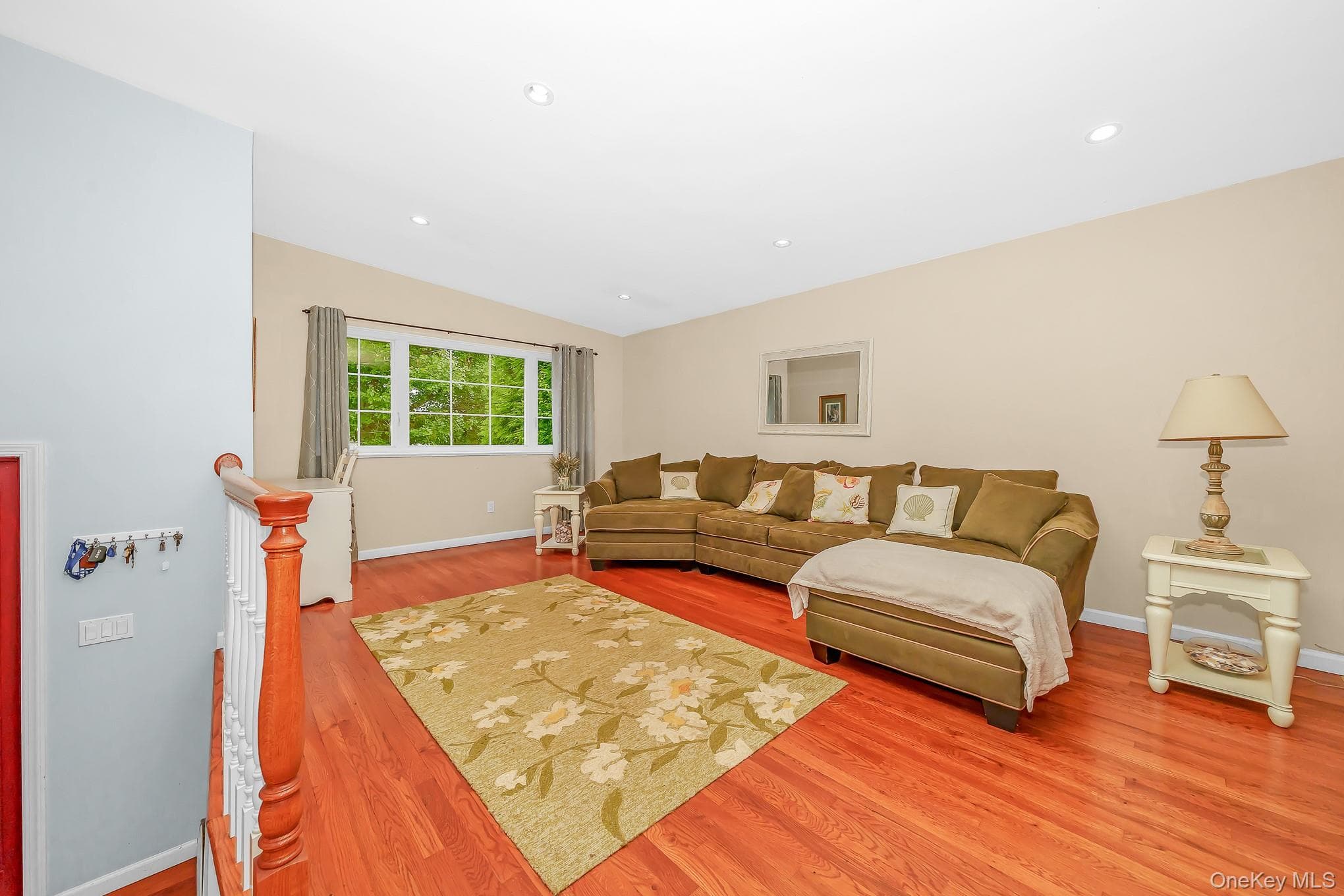 1675 Cornelius Avenue thumbnail 11