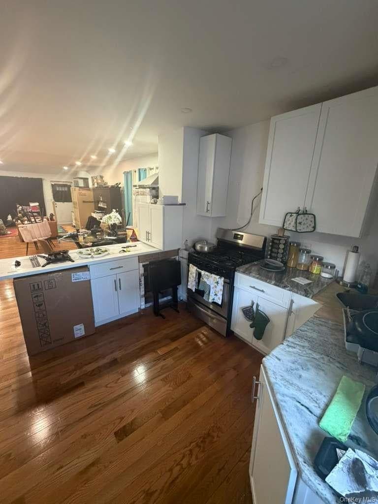 9508 Linden Boulevard thumbnail 10