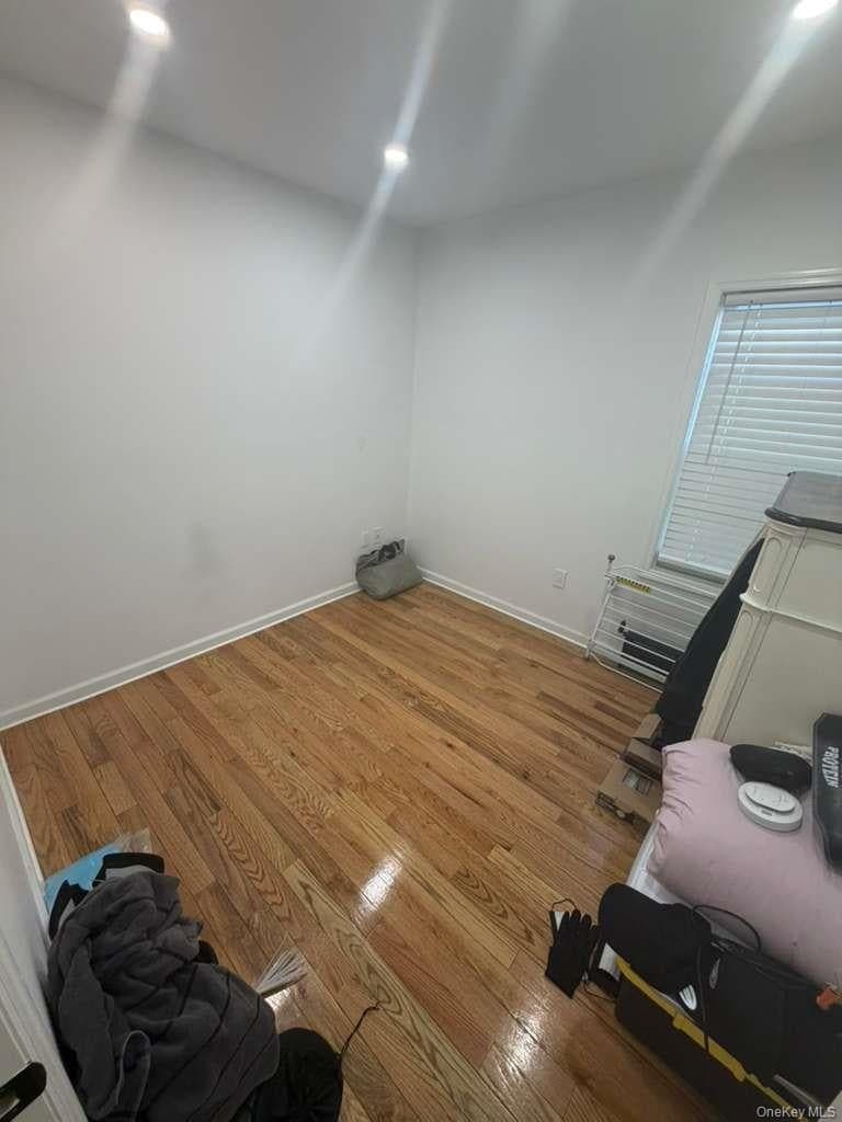 9508 Linden Boulevard thumbnail 17