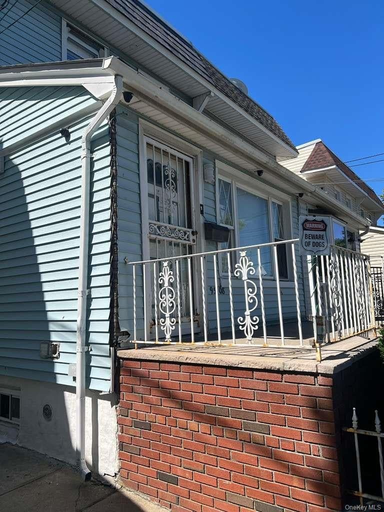 9508 Linden Boulevard thumbnail 2