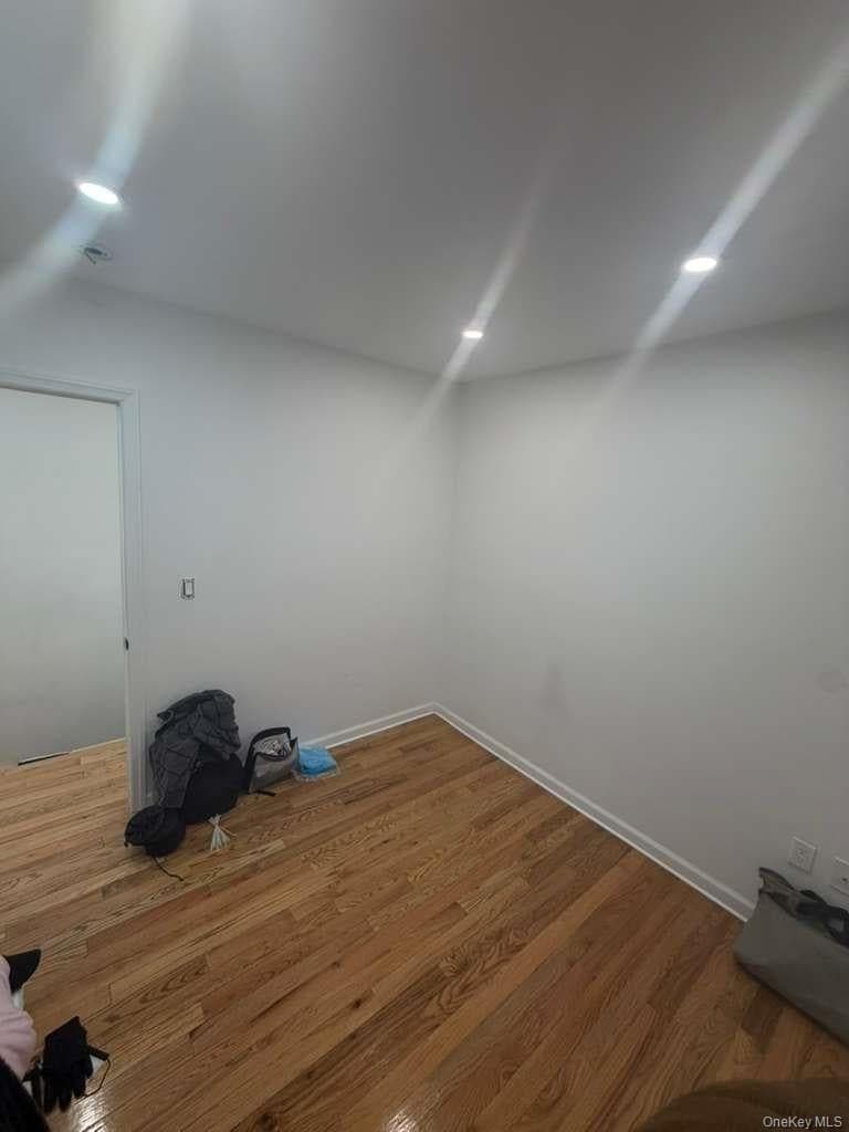 9508 Linden Boulevard thumbnail 18