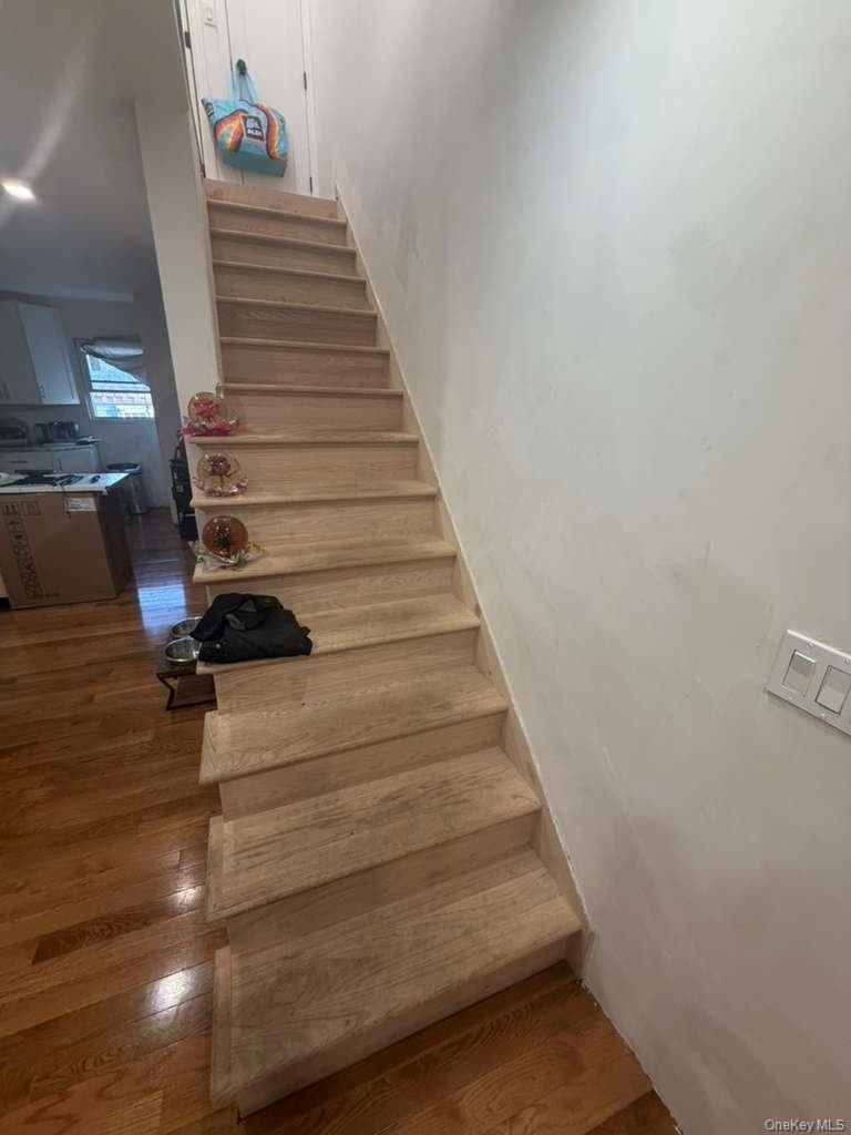 9508 Linden Boulevard thumbnail 15