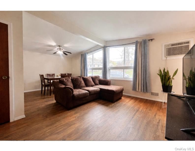51 N Pascack Road thumbnail 3