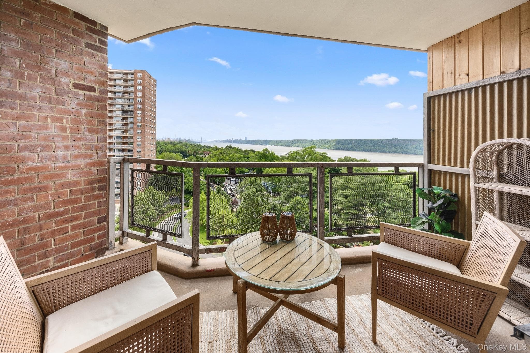 5900 Arlington Avenue Unit: 10R thumbnail 2
