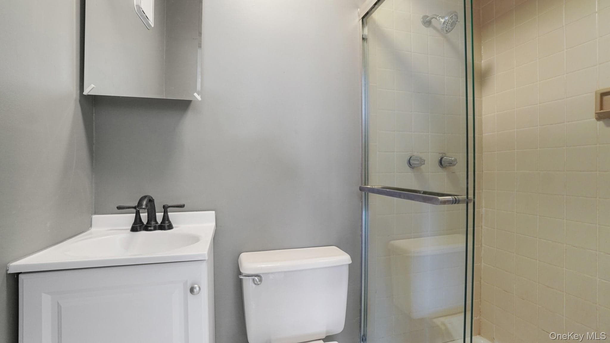 1364 E 92nd Street Unit: 101 thumbnail 16