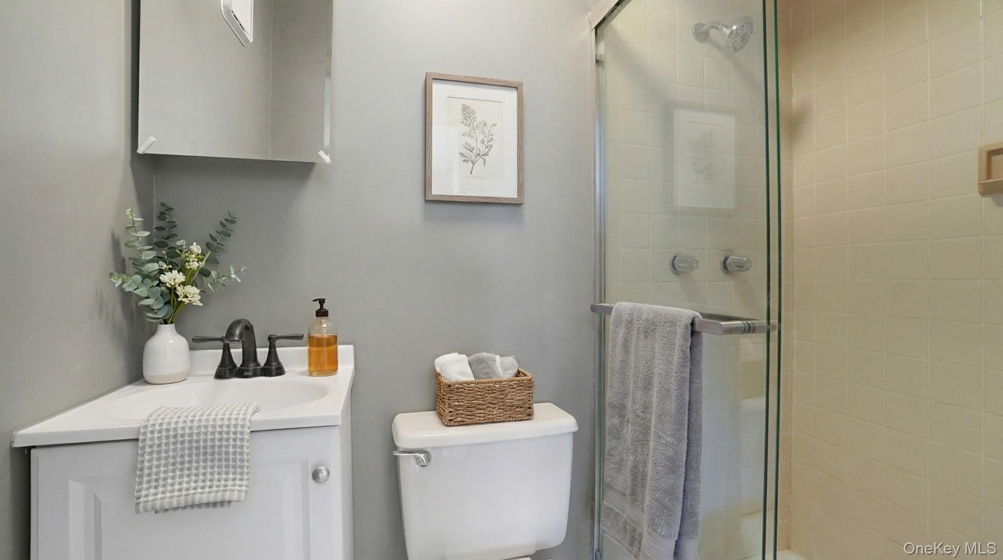 1364 E 92nd Street Unit: 101 thumbnail 15