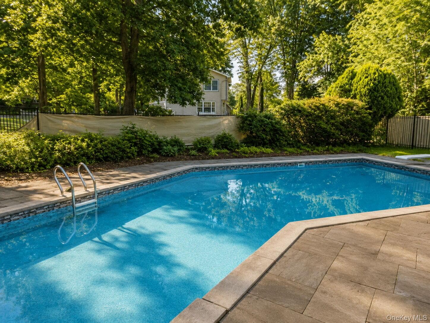 132 Hilltop Road thumbnail 12