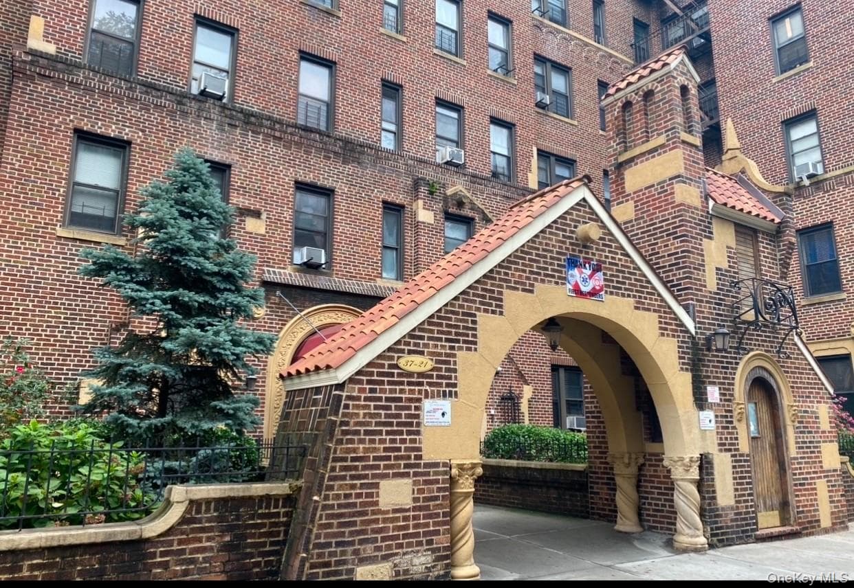 37-21 80th Street Unit: 4, Jackson Heights