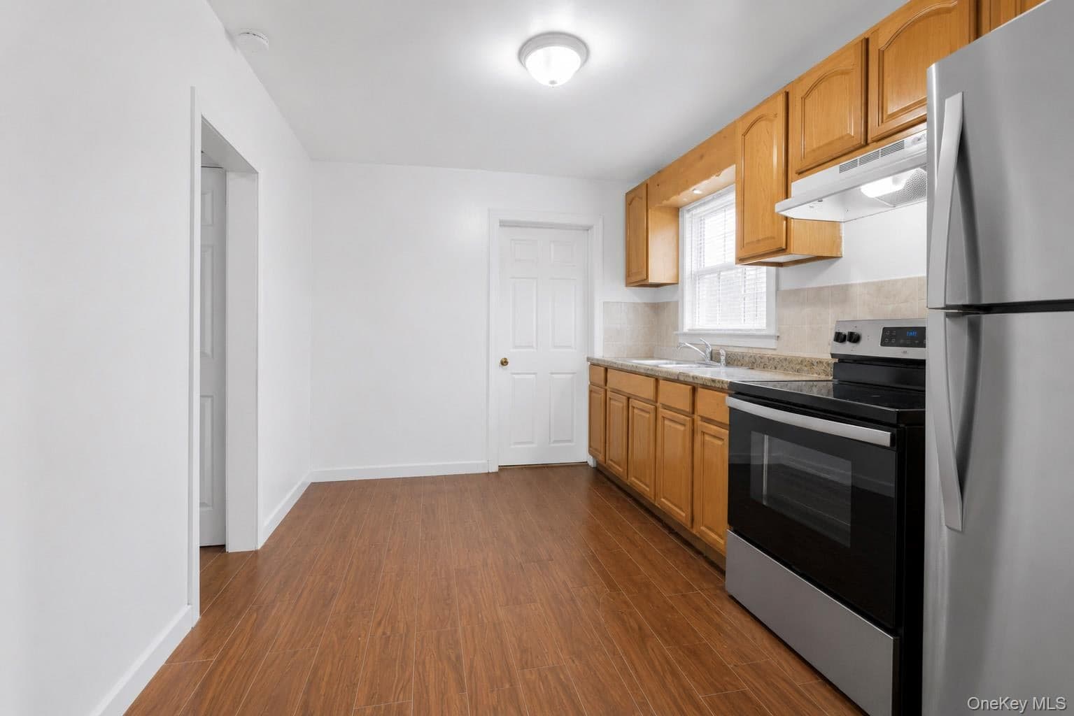 4733 Carpenter Avenue thumbnail 12