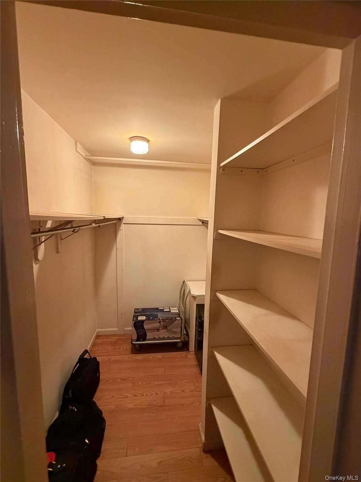 42 Richmond Boulevard Unit: 1B thumbnail 19