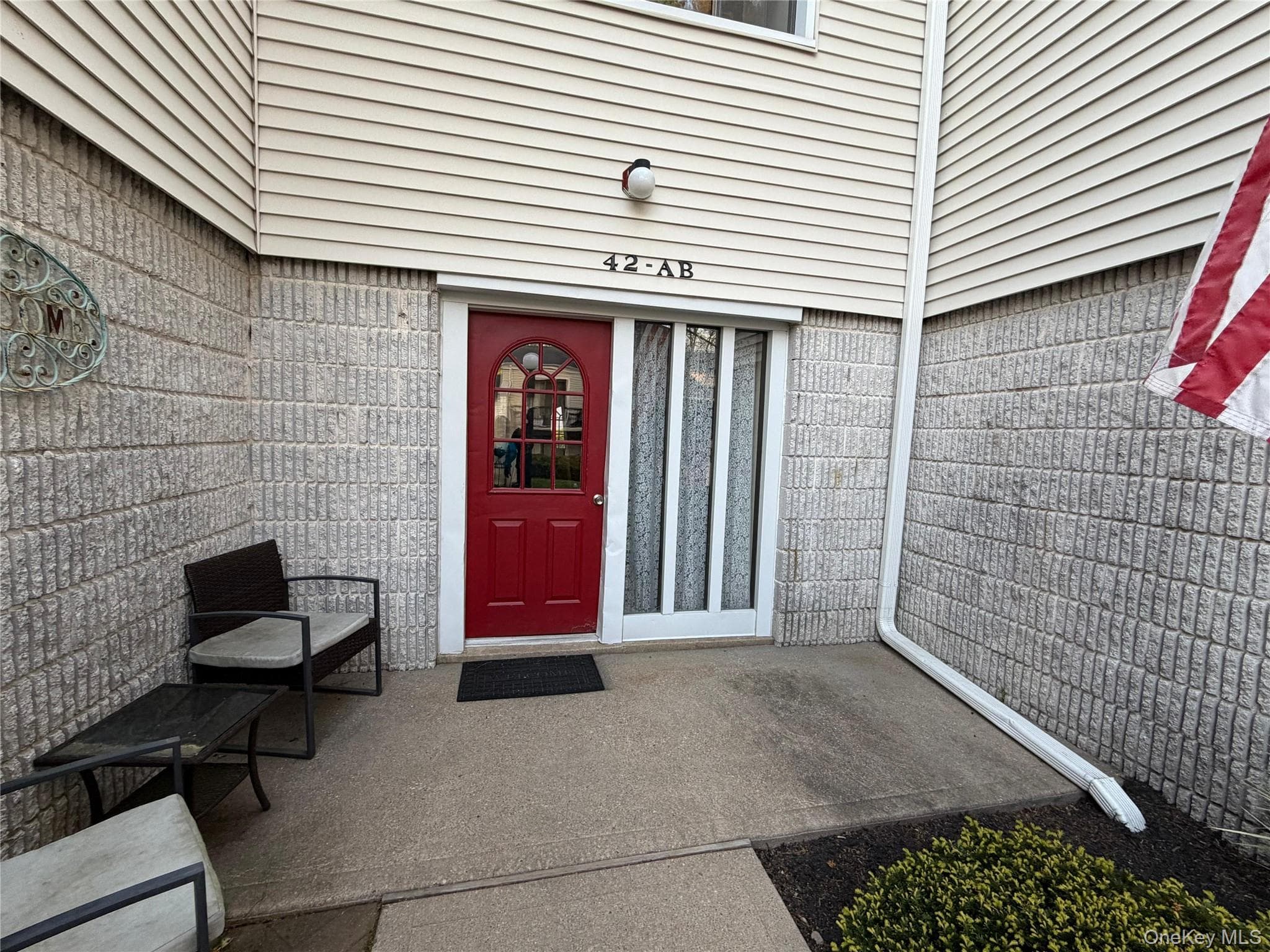 42 Richmond Boulevard Unit: 1B thumbnail 2