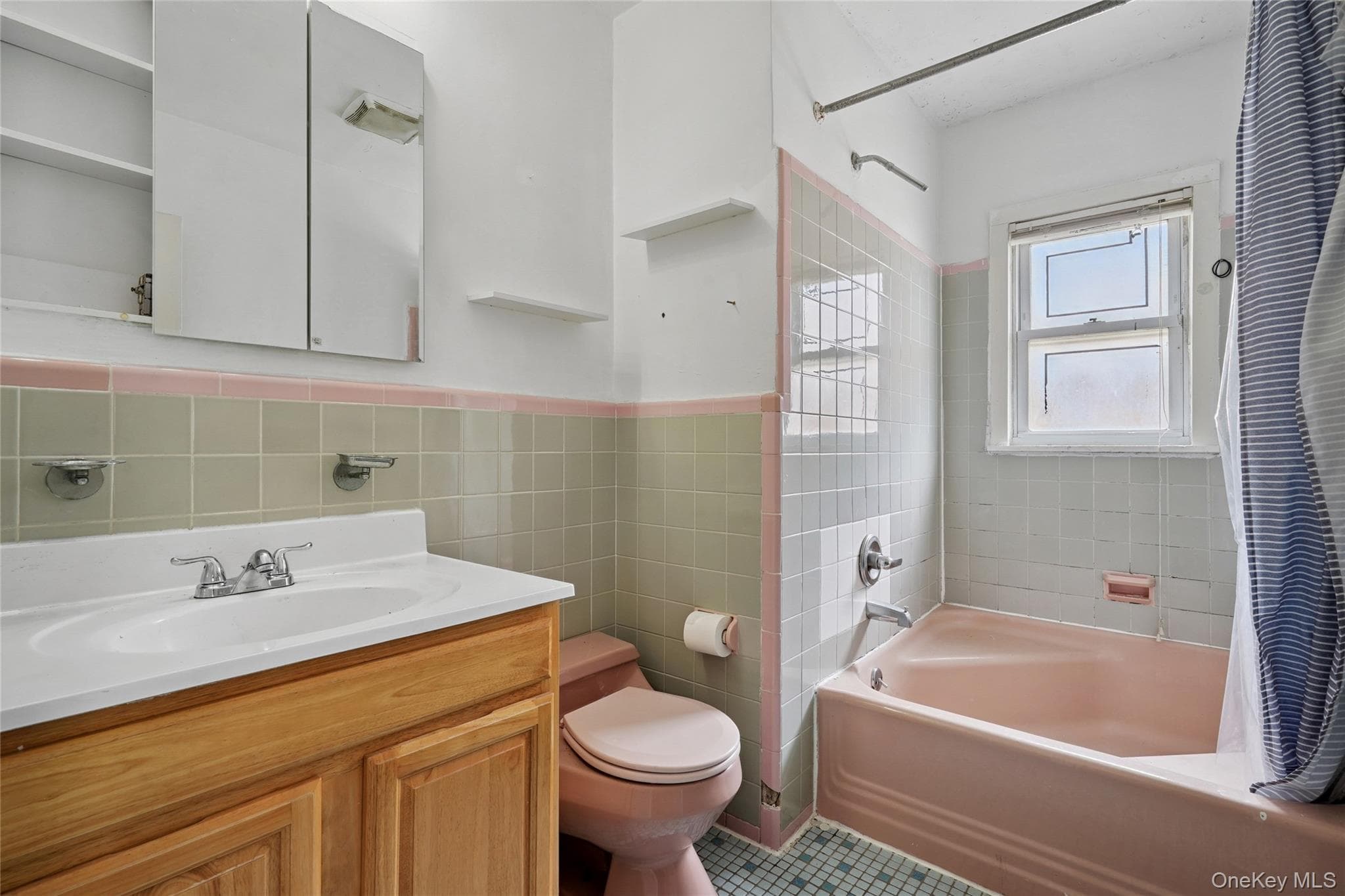 36-20 221st Street thumbnail 7