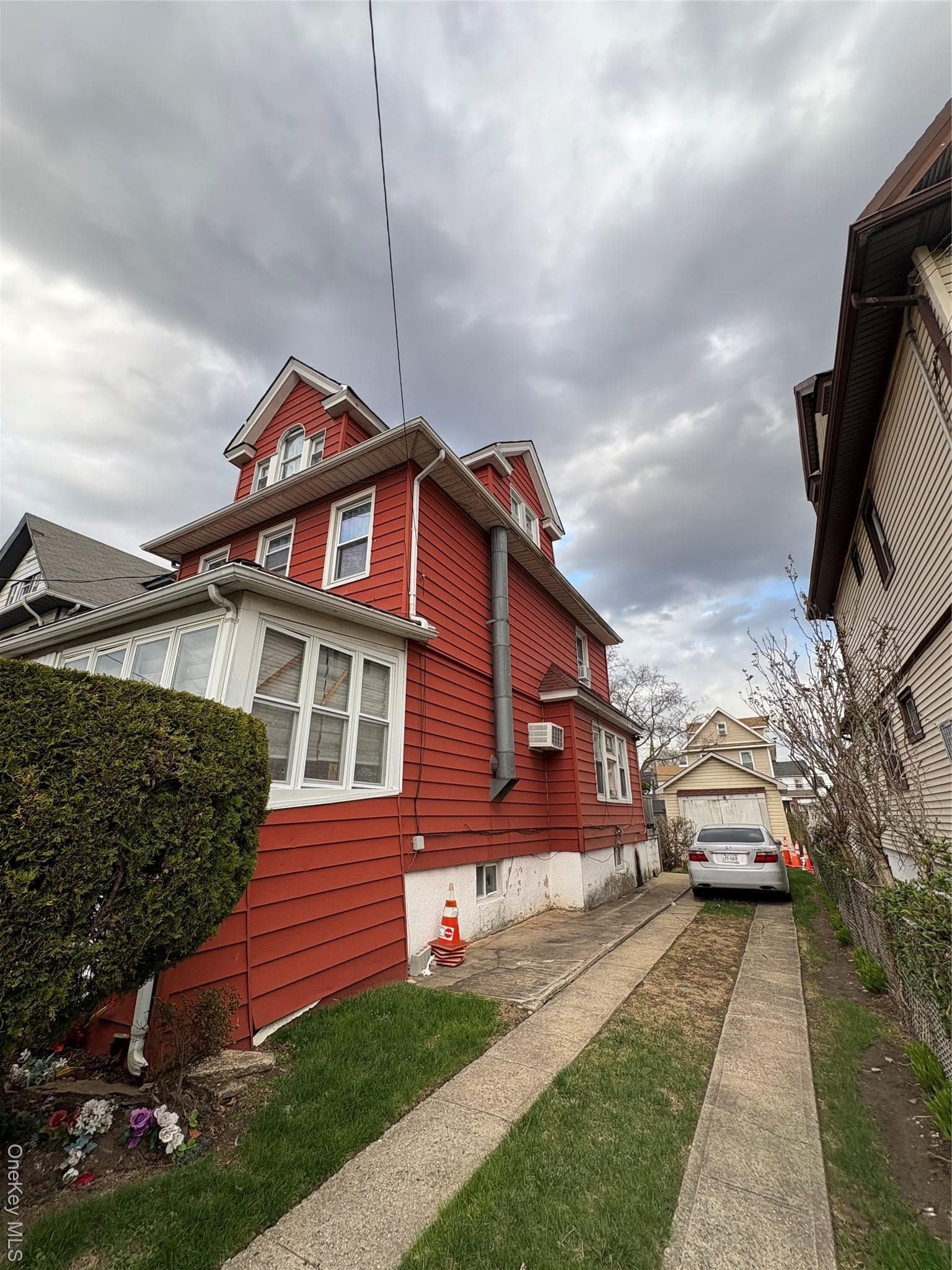 10409 189th Street thumbnail 2