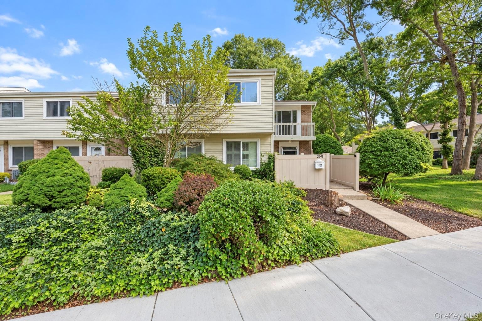 204 Springmeadow Drive Unit: M thumbnail 6