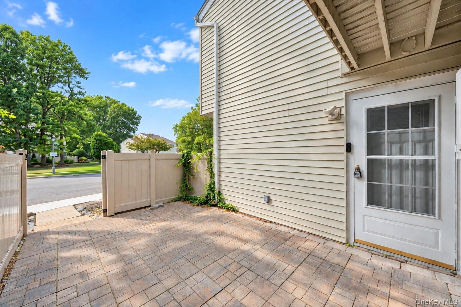 204 Springmeadow Drive Unit: M thumbnail 8