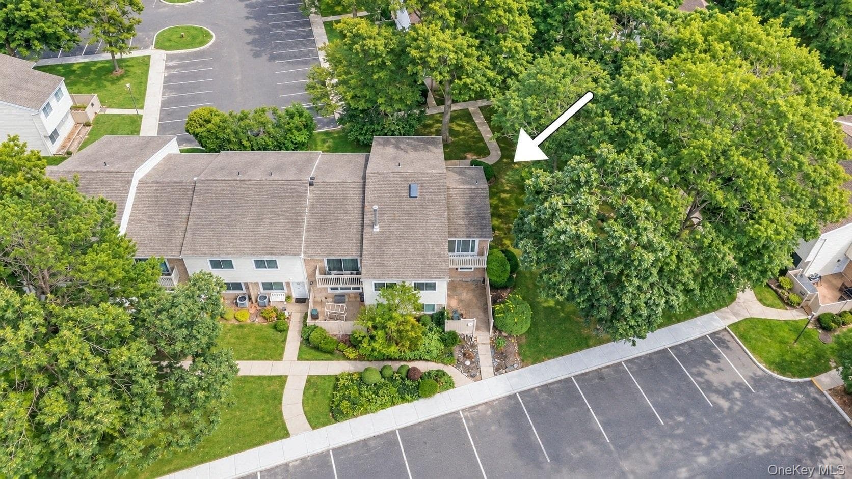 204 Springmeadow Drive Unit: M thumbnail 3