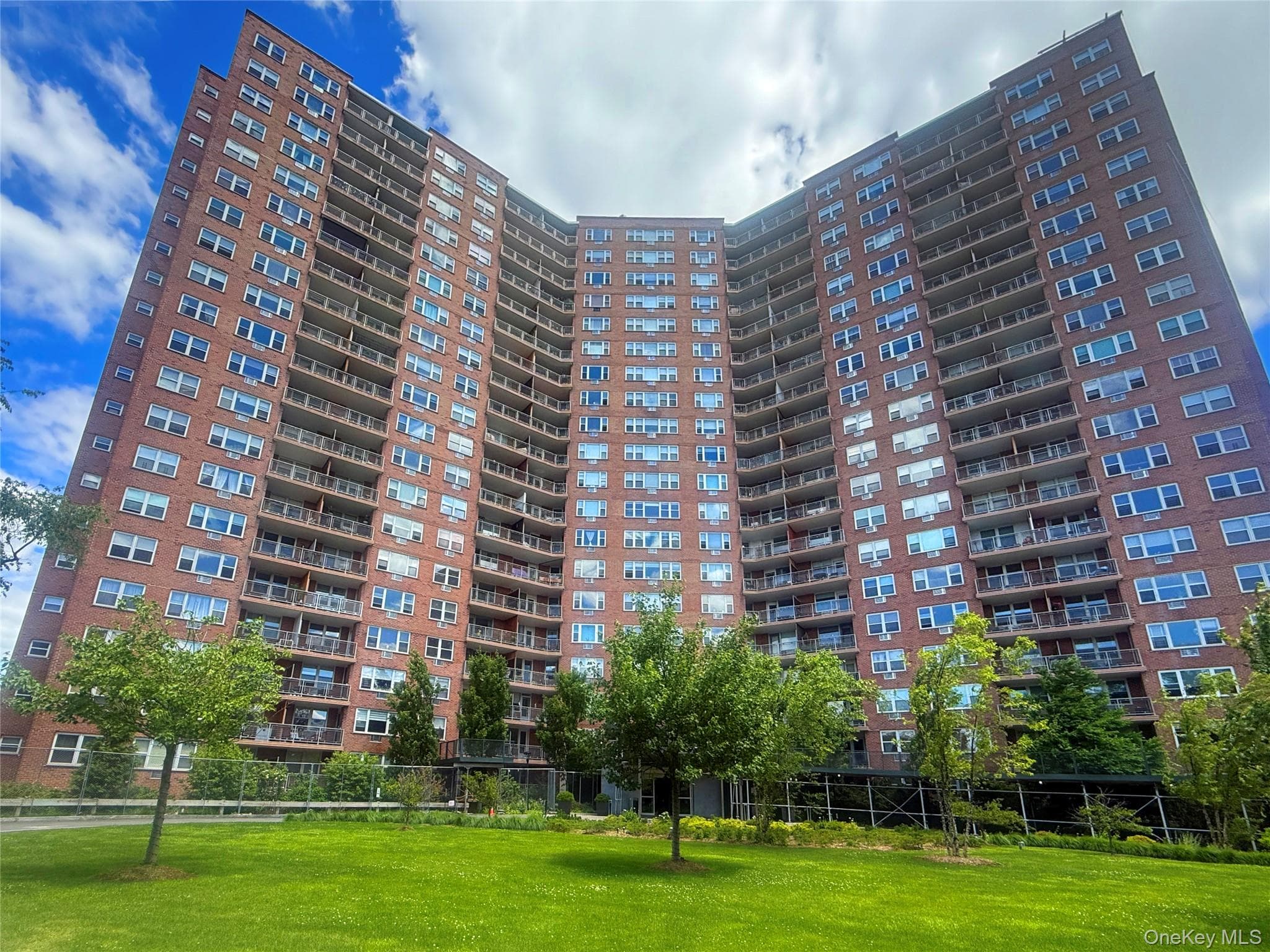 5900 Arlington Avenue Unit: 4B thumbnail 22