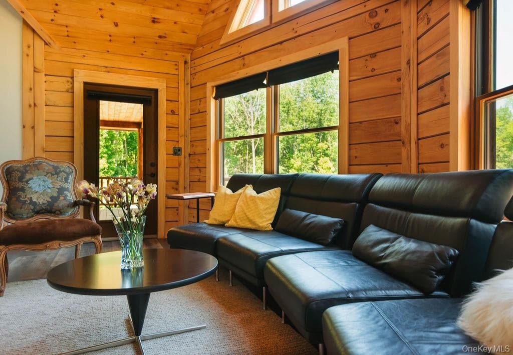 76 Woodlands Trail thumbnail 13