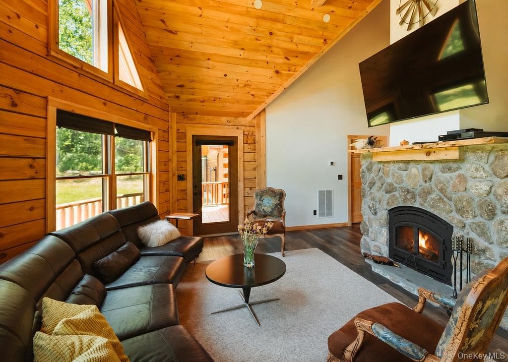 76 Woodlands Trail thumbnail 12