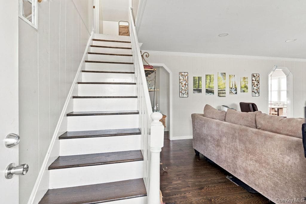 731 Muncey Road thumbnail 13