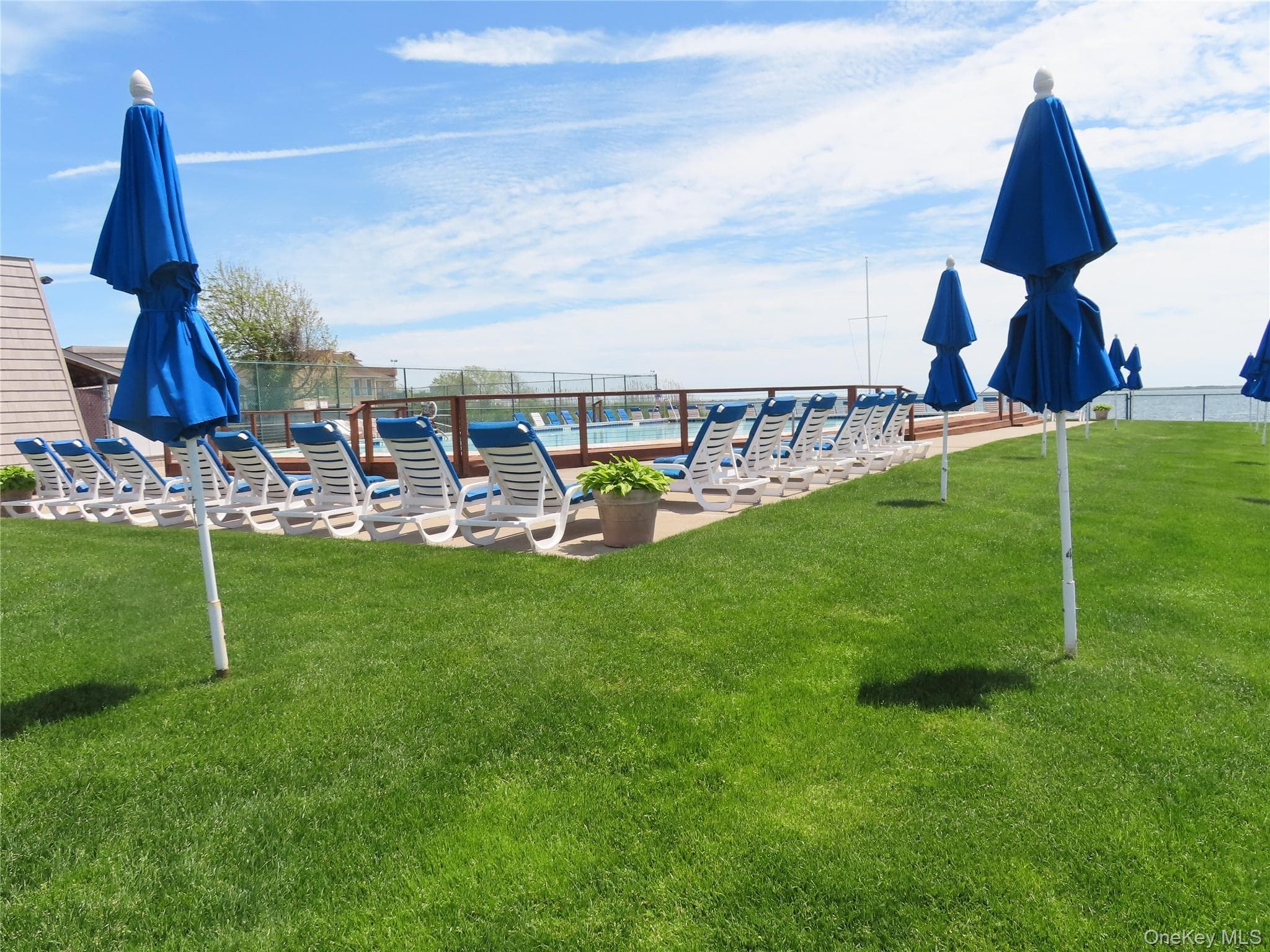 463 Mariners Way thumbnail 25