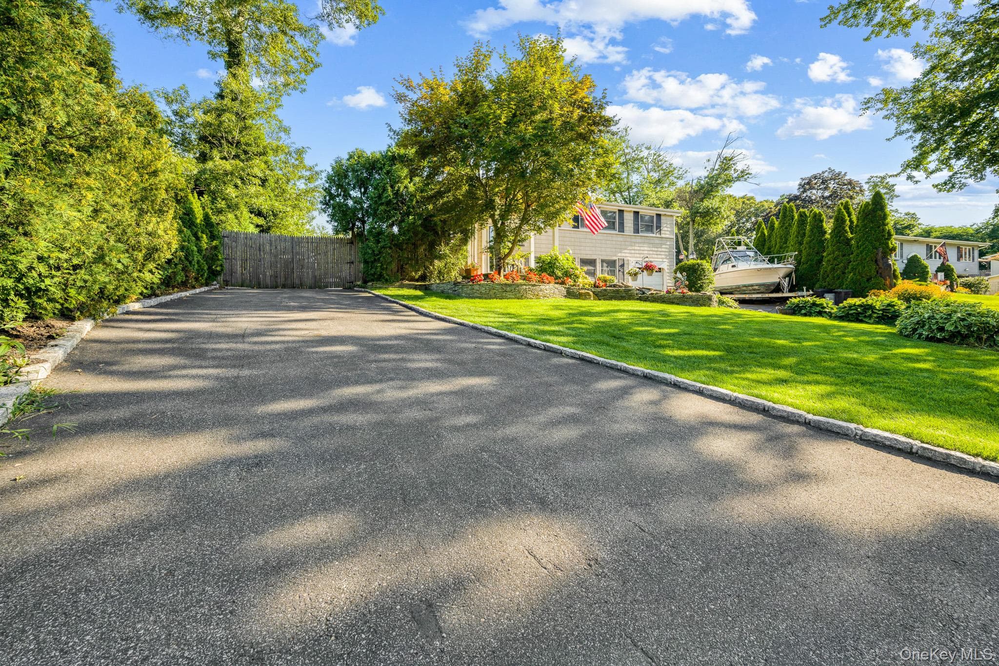 14 Fairway Drive thumbnail 2