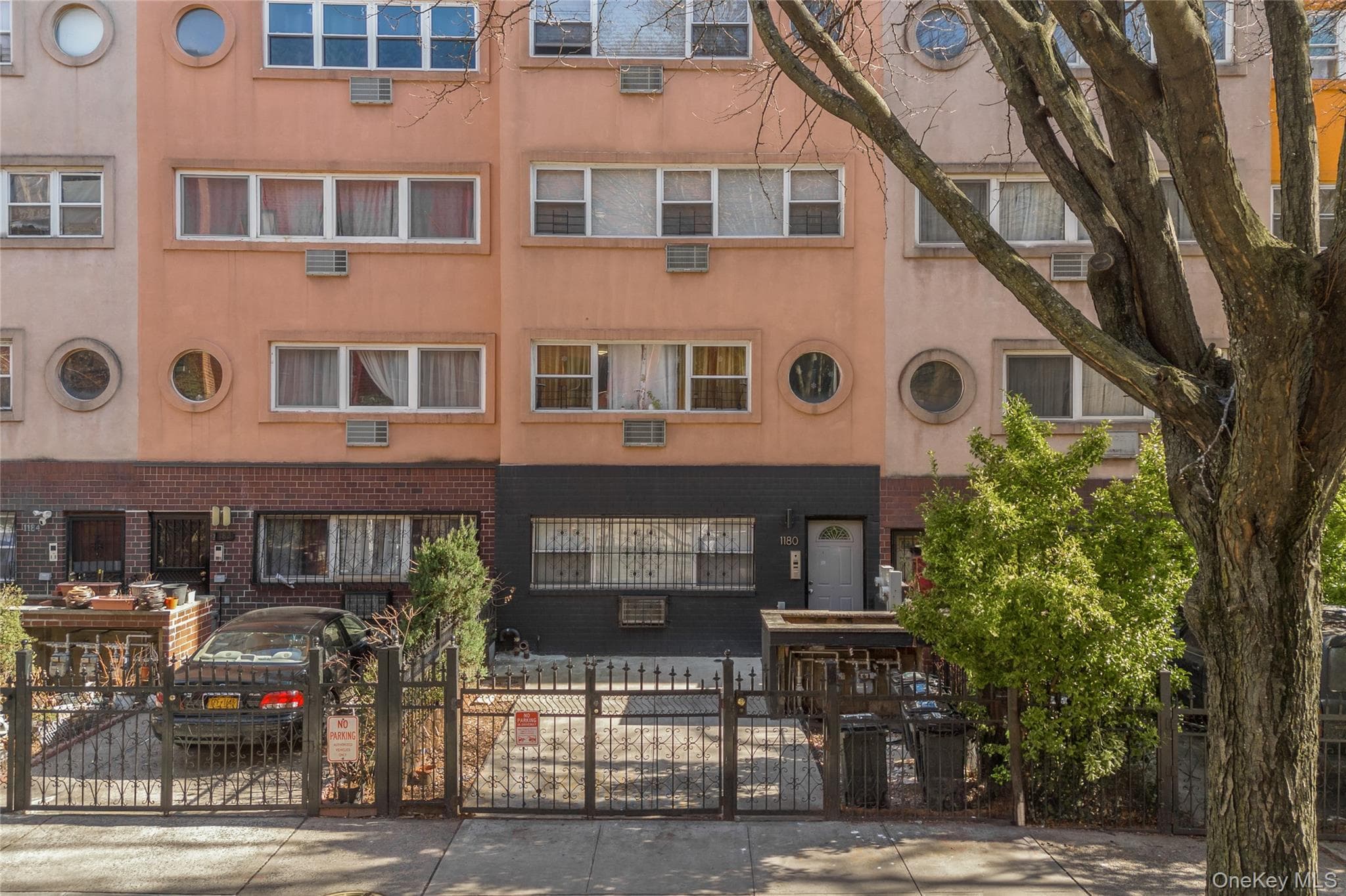 1180 Sherman Avenue thumbnail 22
