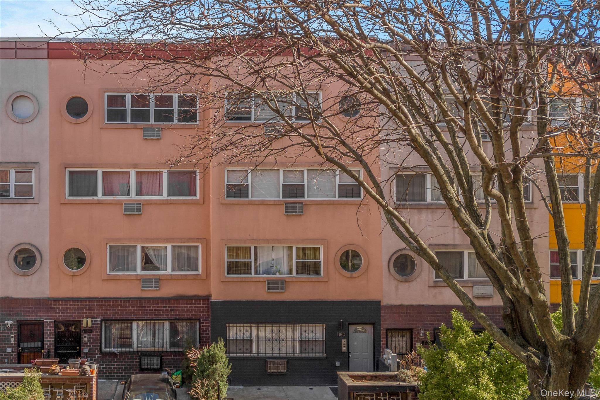 1180 Sherman Avenue thumbnail 20