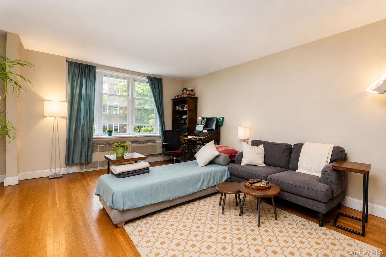 400 E 17th Street Unit: 304 thumbnail 14